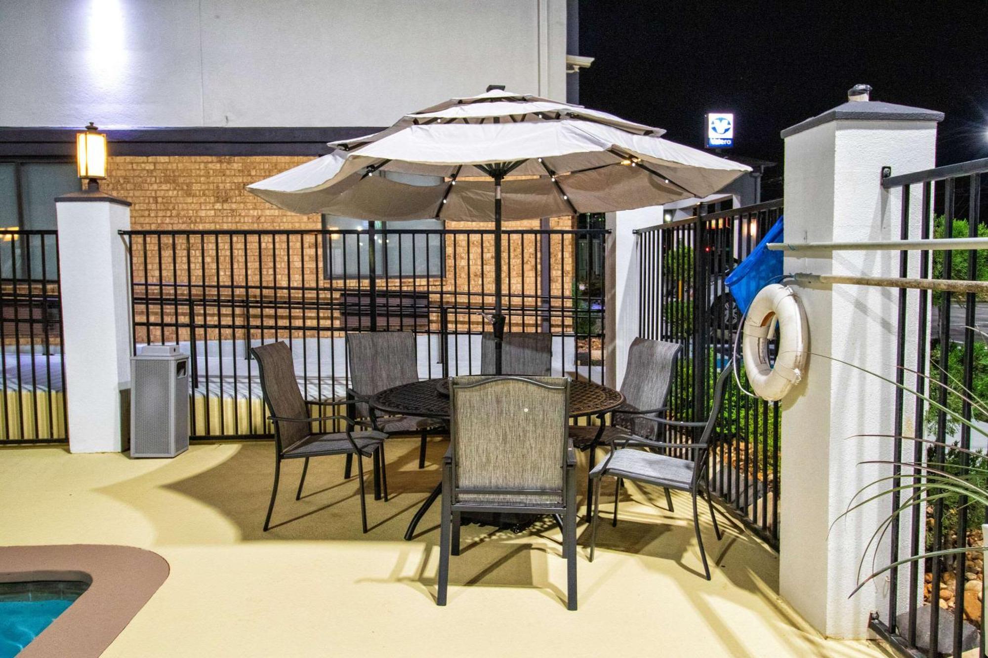 Best Western Plus Schulenburg Inn & Suites المظهر الخارجي الصورة